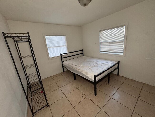 Photo - 4638 America St