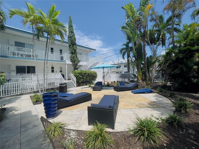 Building Photo - 7710 Harding Ave Unit 408