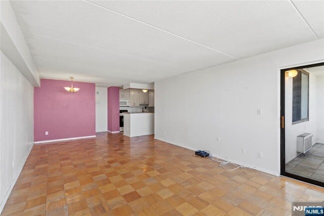 Photo - 250 Gorge Rd Unit 18K