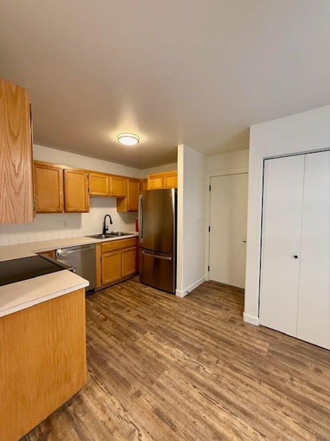 Photo - 1290 NW Knoxville Blvd Unit C