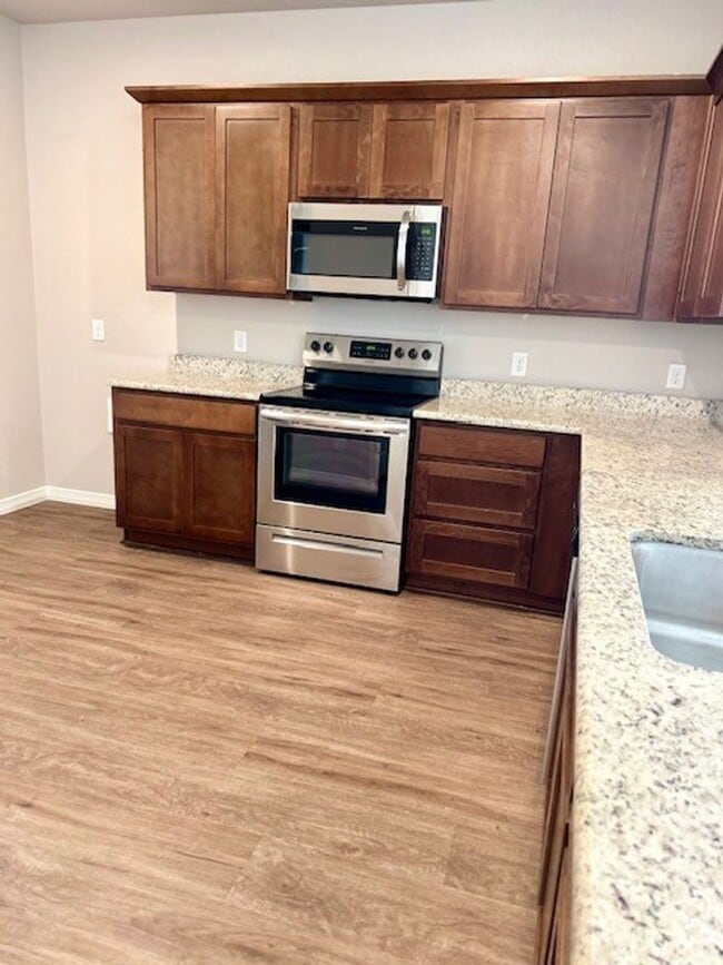 Photo - $200 OFF YOUR FIRST MONTH RENT MOVE IN SPECIAL