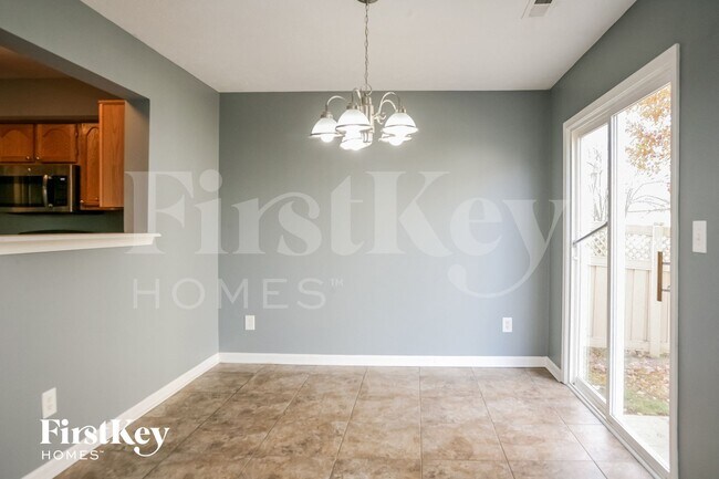 Photo - 2210 Wynbrooke Blvd