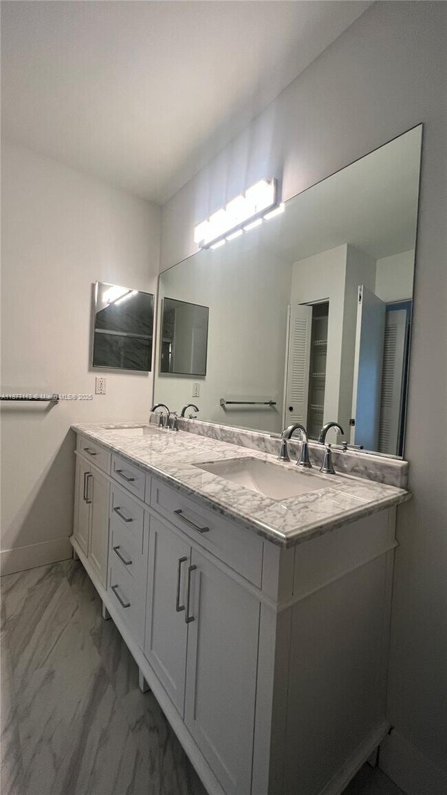 Photo - 3300 NE 192 St Unit 101