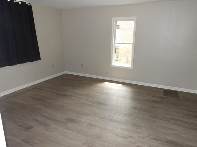 Photo - 40 N Marion St