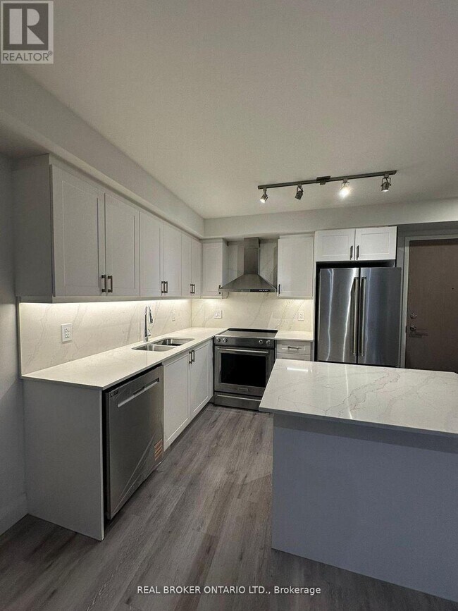 Photo - 58 Lakeside Ter Unit 802