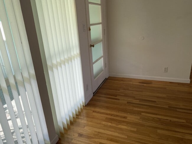 Photo - 0166 - MERRY LN Unit 1483 (front)