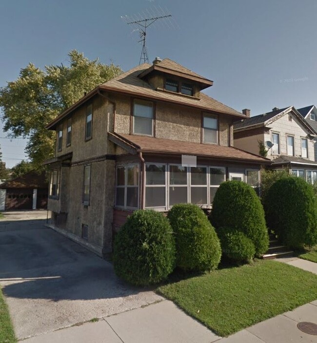 Building Photo - 23 E Johnson St