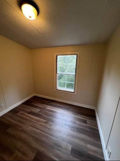 Photo - 180 Dixon Rd