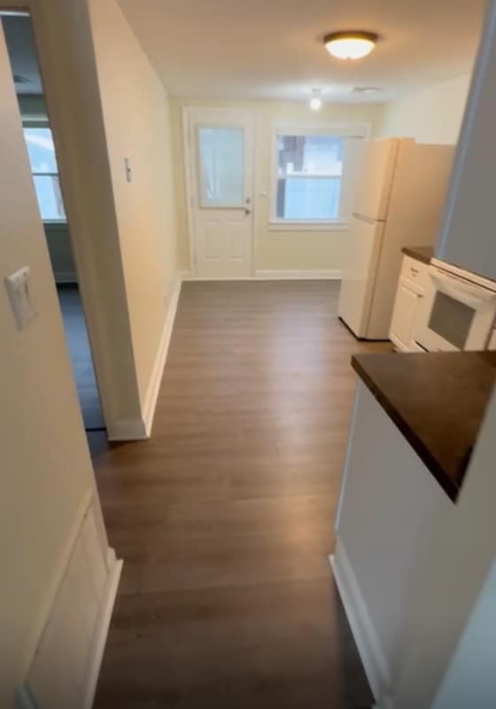 Photo - 11 Madison Ave Unit 11  B Madison Ave