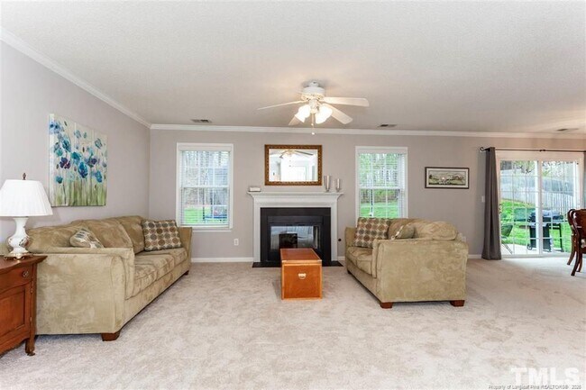 Photo - 109 Chilmark Ridge Dr