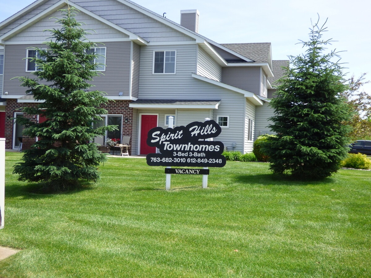 end unit in spirit hills town home - end unit in spirit hills  town home