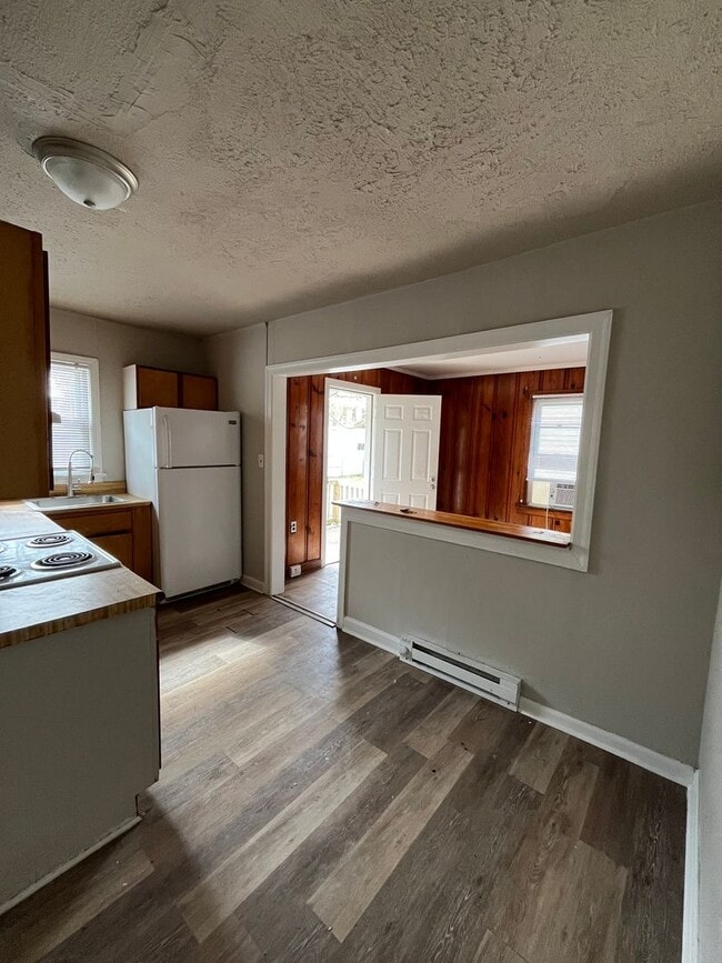 Photo - 1 Bedroom Duplex walking distance to Downtown Gallatin