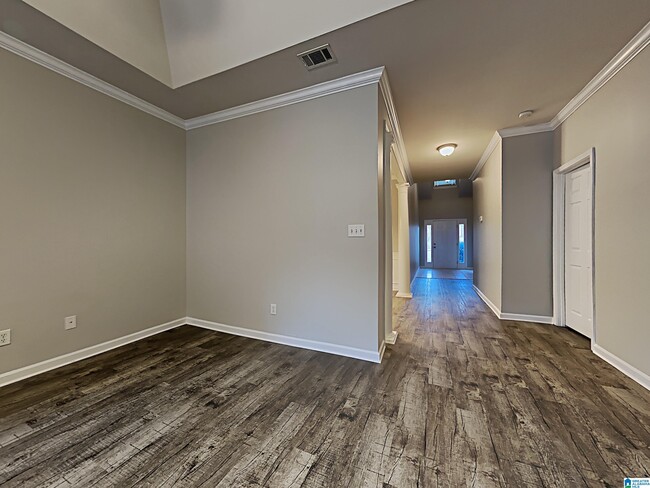 Photo - 2035 Shamrock Ln