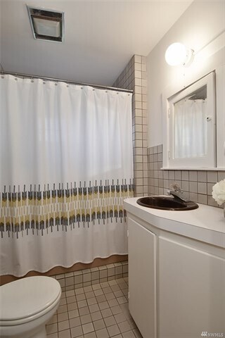 Photo - Charming West Seattle 1 Bedroom Home with Office and Large Fenced Yard