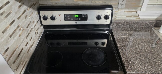 Photo - 3068 N Percy St