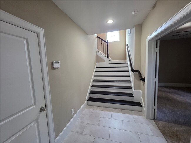 Building Photo - 4315 Schuler St