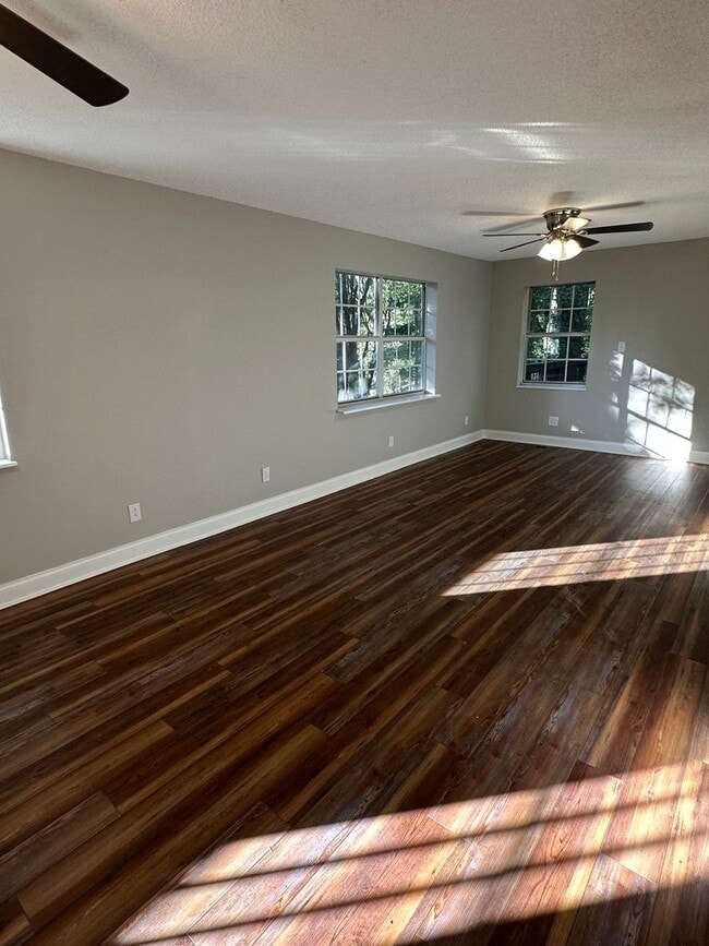 Photo - Recently Updated 4Bdrm/2bath home! Open to...