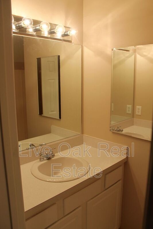 Photo - 103 S Corwood Ave