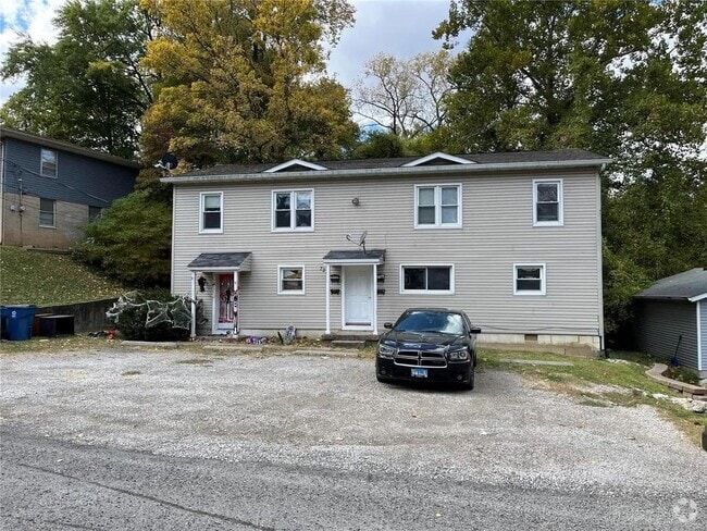 Building Photo - 723 Osborn Dr Rental