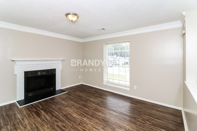 Photo - 2606 Foxhall Way