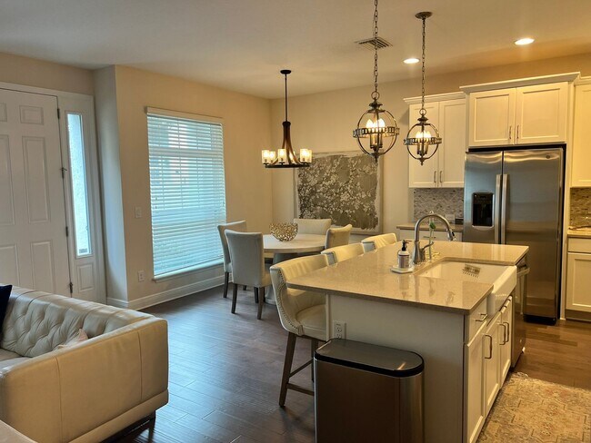 Photo - 115 N Arrawana Ave Unit 115 N Arrawana Ave #7