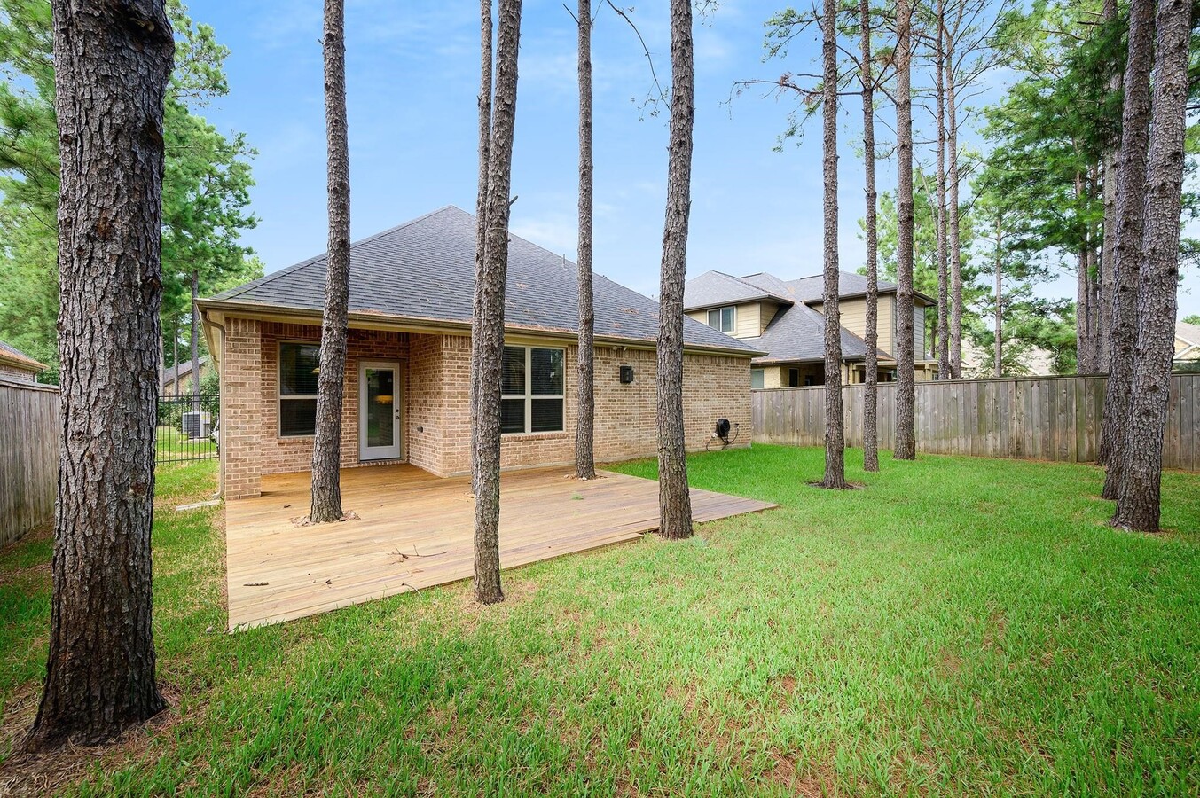 Photo - 15 Sawbridge Cir