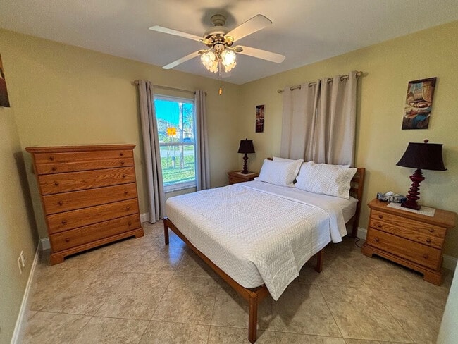Photo - 583 SE Calmoso Dr Unit SI ID1586083P