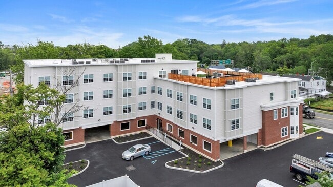 Building Photo - 70 Ridgedale Ave Unit 203 Rental