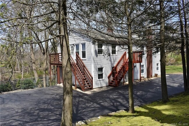 Photo - 382 Riverside Dr
