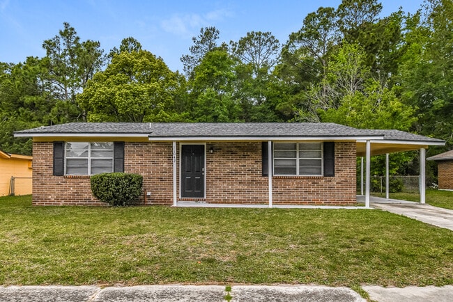 Photo - 11042 Bacall Rd W House