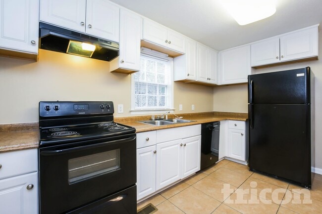 Photo - 55 Henson Cir