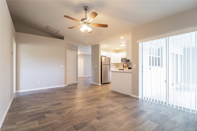 Photo - 1107 SE 5th Ave