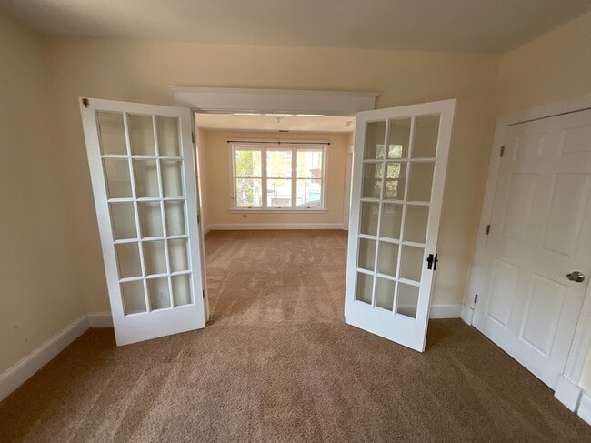 Photo - 3930 Edwards Rd Unit 2 Bed 1 Bath