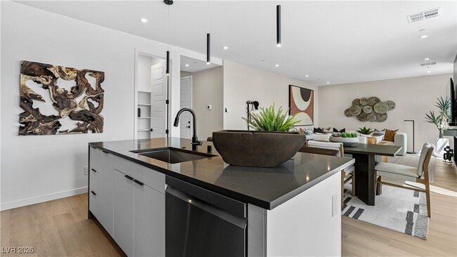 Photo - 11188 Socrates Rdg St