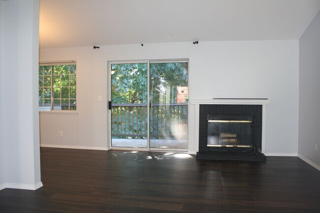 Photo - Top Floor 3 bdrm Mill Creek Country Club C...