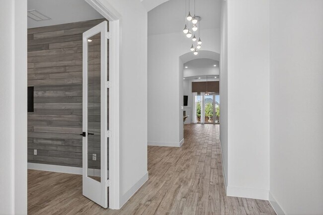 Photo - 2812 Fawnwood Ct