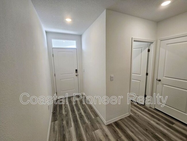 Photo - 32520 Weathered Oak Dr