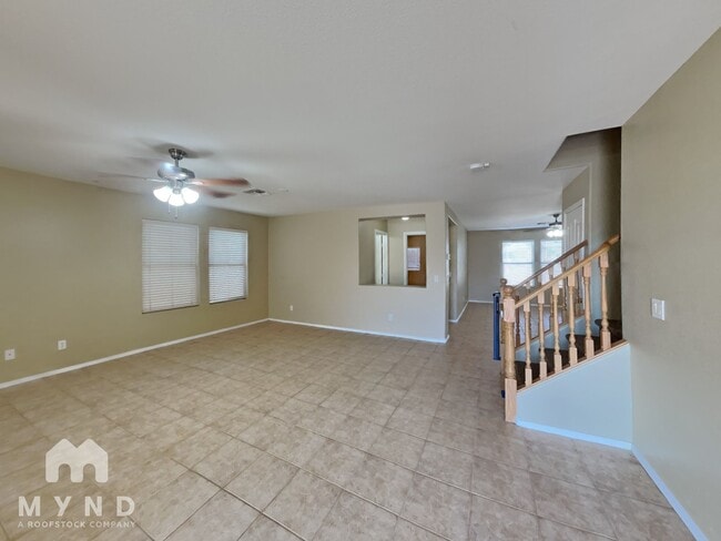 Photo - 672 W Barrus St