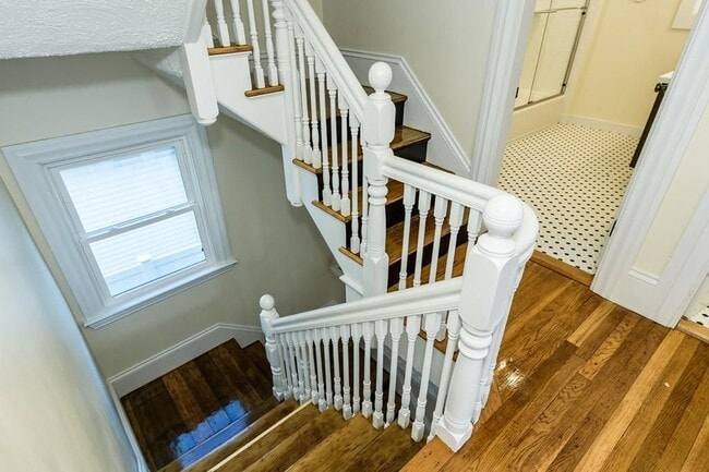 Photo - 29 Bentley St Unit SF