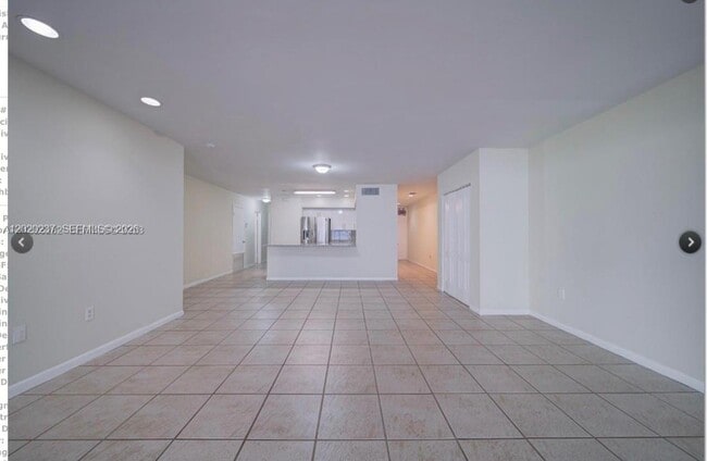 Photo - 15182 Loch Isle Dr E