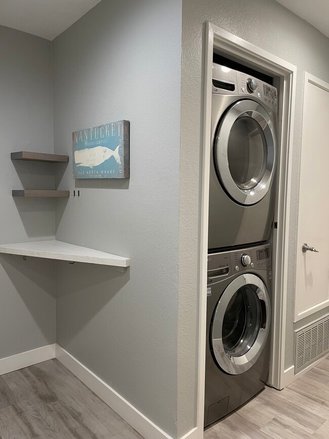 Photo - 155 Nantucket Ln Unit 155