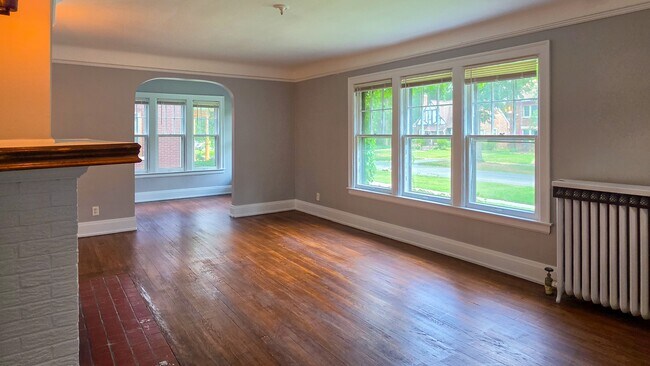 Photo - 16715 Edinborough Rd