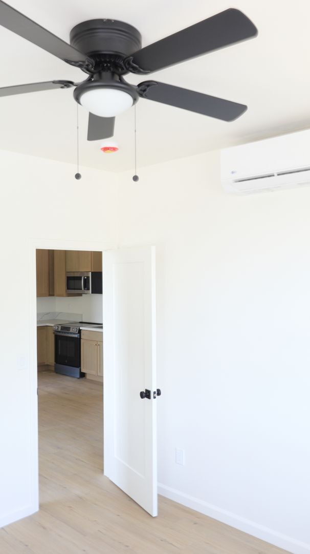 Photo - 3 bedrooms 2 baths Duplex- ADU style.