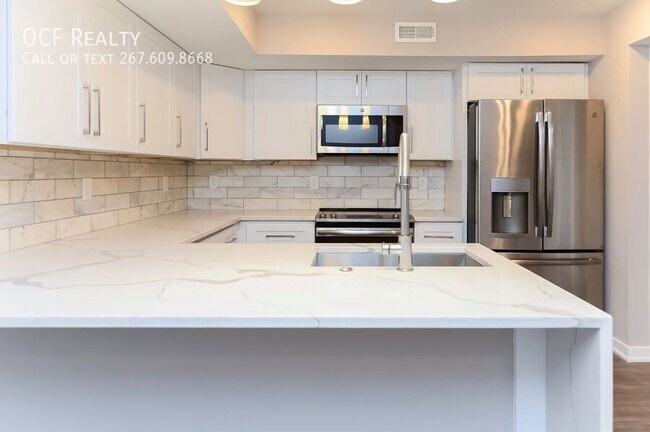 Photo - Two Bedroom Fairmount Apartment Unit 06