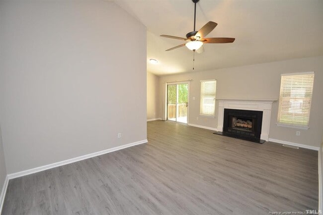 Photo - 205 W Wyatts Pond Ln