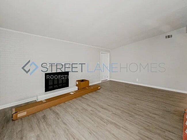 Photo - 8314 Sagewood Ln