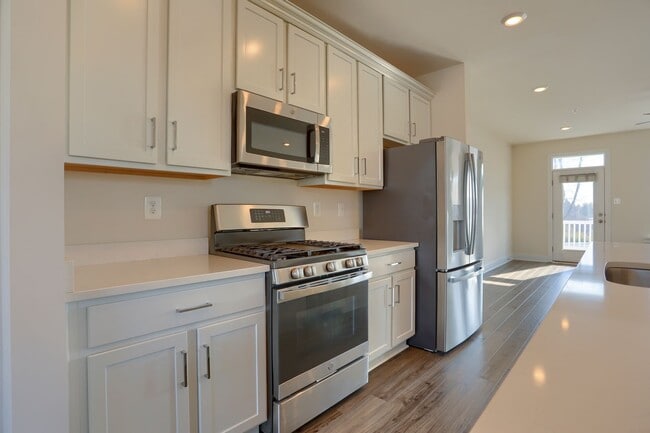 Building Photo - 1 Taube Ct