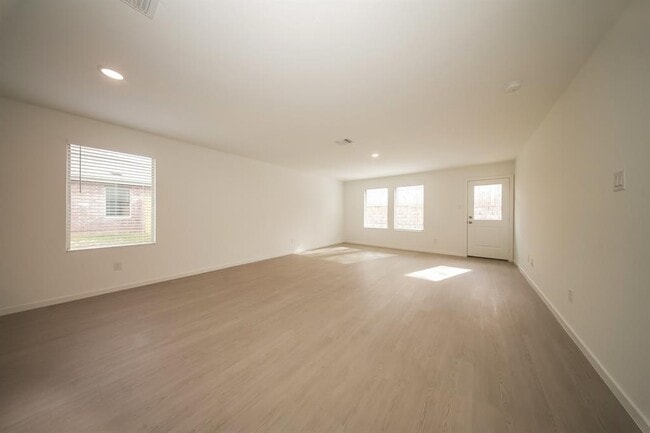 Photo - 9204 SW 20th St