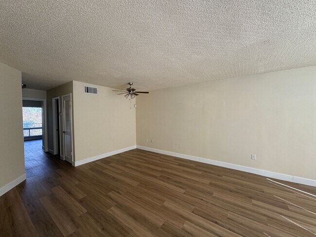 Photo - Move-in Ready condo 2/2 Unit K