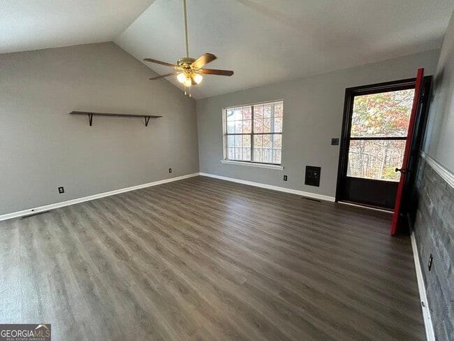 Photo - 3544 Lakeview Dr